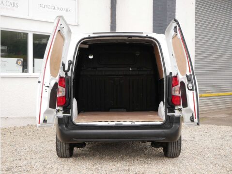 Vauxhall Combo 1.5 Combo 2000 Edition S/S Auto 22