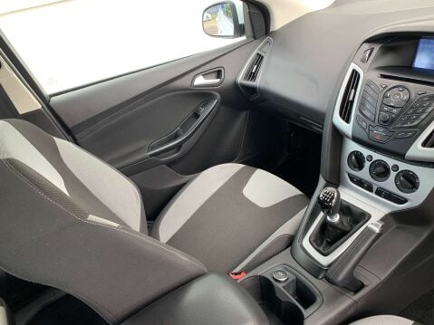 Ford Focus 1.6 Focus Zetec Navigator TDCi 5dr 10
