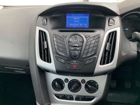 Ford Focus 1.6 Focus Zetec Navigator TDCi 5dr 14