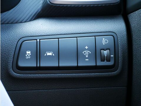 Hyundai TUCSON 1.6 Tucson SE Nav GDi 2WD 5dr 35