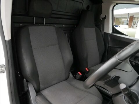 Vauxhall Combo 1.5 Combo 2000 Edition S/S Auto 9