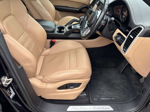 Porsche Cayenne 3.0 Cayenne V6 Platinum Edition E-Hybrid A 4WD 5dr 12