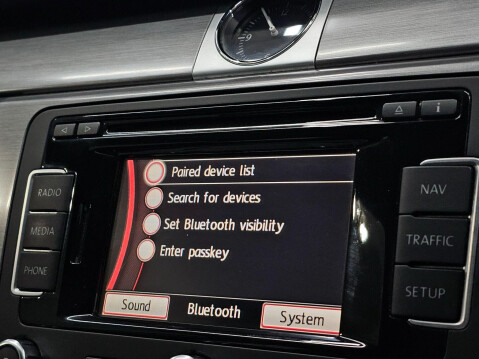 Volkswagen Passat 2.0 TDI BlueMotion Tech Highline Euro 5 (s/s) 4dr 63