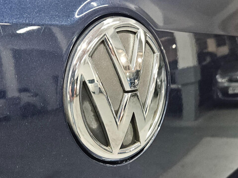 Volkswagen Passat 2.0 TDI BlueMotion Tech Highline Euro 5 (s/s) 4dr 92