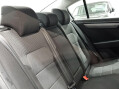 Volkswagen Passat 2.0 TDI BlueMotion Tech Highline Euro 5 (s/s) 4dr 16