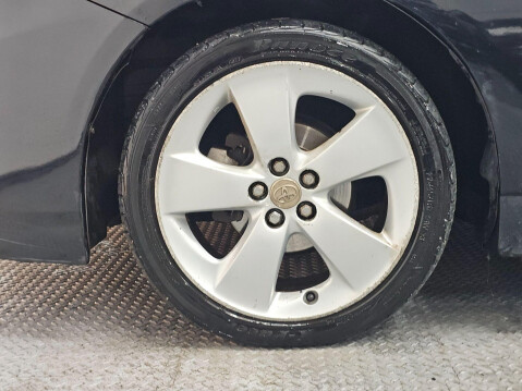 Toyota Prius 1.8 VVT-h T Spirit CVT Euro 5 (s/s) 5dr 8