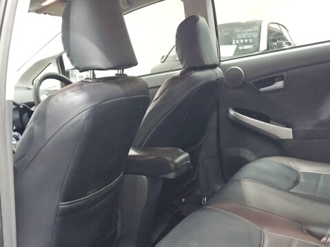 Toyota Prius 1.8 VVT-h T Spirit CVT Euro 5 (s/s) 5dr 21