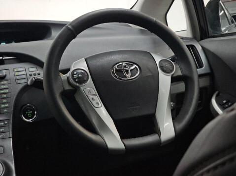 Toyota Prius 1.8 VVT-h T Spirit CVT Euro 5 (s/s) 5dr 25