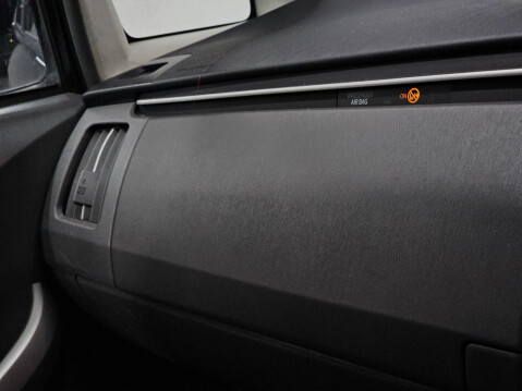Toyota Prius 1.8 VVT-h T Spirit CVT Euro 5 (s/s) 5dr 44