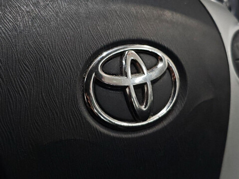 Toyota Prius 1.8 VVT-h T Spirit CVT Euro 5 (s/s) 5dr 45