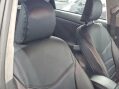 Toyota Prius 1.8 VVT-h T Spirit CVT Euro 5 (s/s) 5dr 12