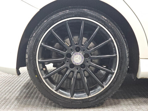 Mercedes-Benz A Class 1.6 A200 AMG Sport Euro 6 (s/s) 5dr 9