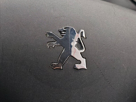 Peugeot 107 1.0 12V Sportium Euro 5 5dr 32