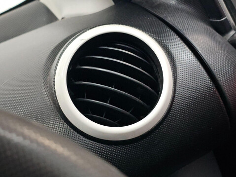 Peugeot 107 1.0 12V Sportium Euro 5 5dr 37