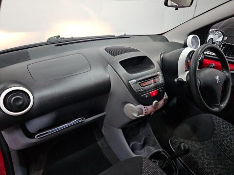 Peugeot 107 1.0 12V Sportium Euro 5 5dr 19