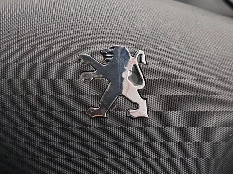 Peugeot 107 1.0 12V Sportium Euro 5 5dr 32