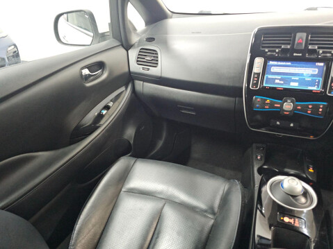 Nissan LEAF 24kWh Tekna Auto 5dr 26