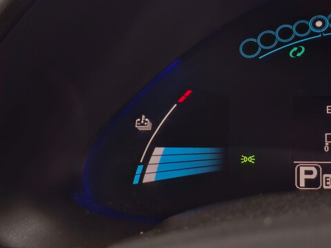 Nissan LEAF 24kWh Tekna Auto 5dr 48