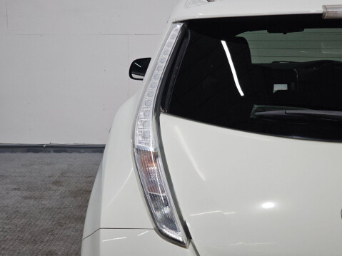 Nissan LEAF 24kWh Tekna Auto 5dr 84
