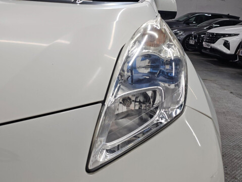 Nissan LEAF 24kWh Tekna Auto 5dr 95