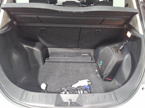 Nissan LEAF 24kWh Tekna Auto 5dr 99