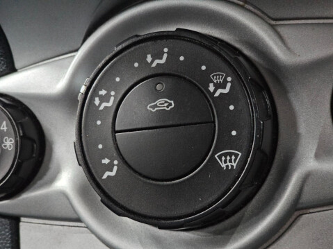 Ford Fiesta 1.25 Style 3dr 36