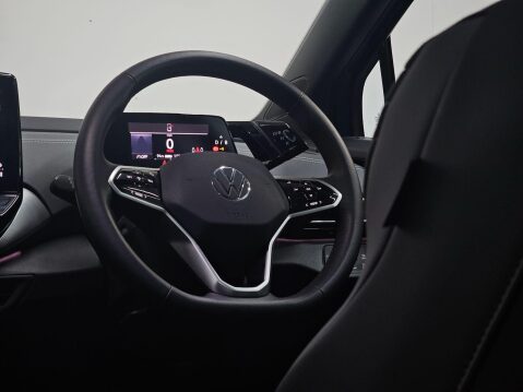 Volkswagen Id.5 Pro Performance 77kWh Tech Auto 5dr 33