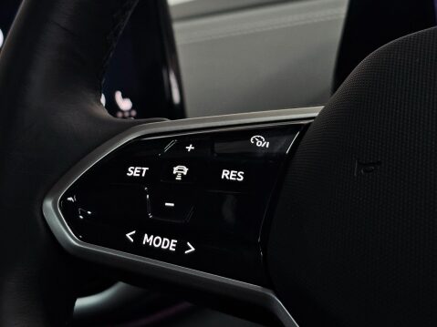 Volkswagen Id.5 Pro Performance 77kWh Tech Auto 5dr 49