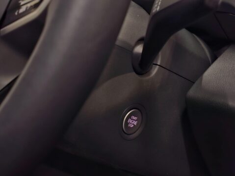 Volkswagen Id.5 Pro Performance 77kWh Tech Auto 5dr 68