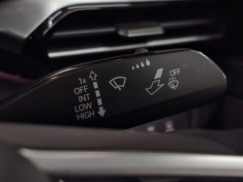 Volkswagen Id.5 Pro Performance 77kWh Tech Auto 5dr 72