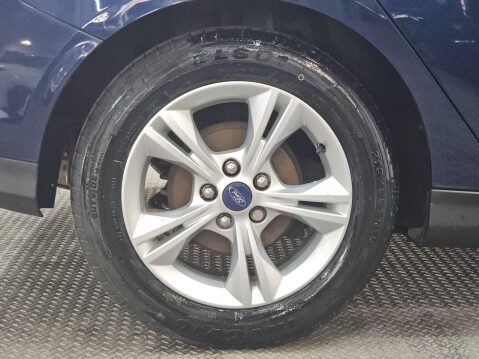 Ford Focus 1.6 Zetec Powershift Euro 5 5dr 9