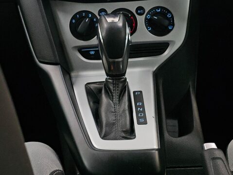 Ford Focus 1.6 Zetec Powershift Euro 5 5dr 44