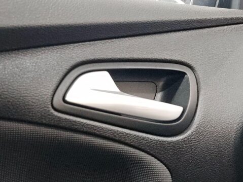 Ford Focus 1.6 Zetec Powershift Euro 5 5dr 73