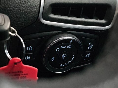 Ford Focus 1.6 Zetec Powershift Euro 5 5dr 61