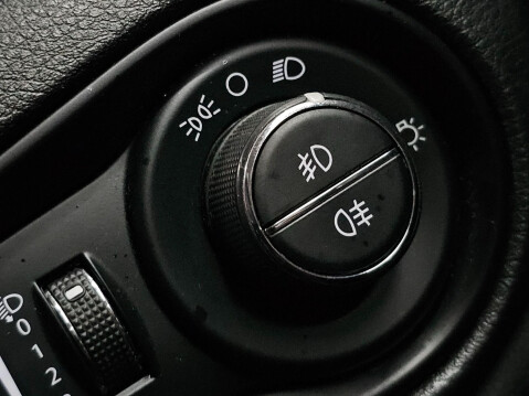 Jeep Renegade 1.4T MultiAirII Longitude Euro 6 (s/s) 5dr 75