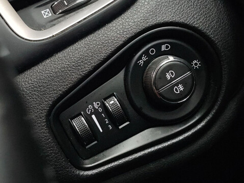 Jeep Renegade 1.4T MultiAirII Longitude Euro 6 (s/s) 5dr 42