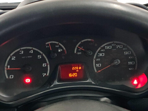 Ford Ka 1.2 Edge Euro 5 (s/s) 3dr 43