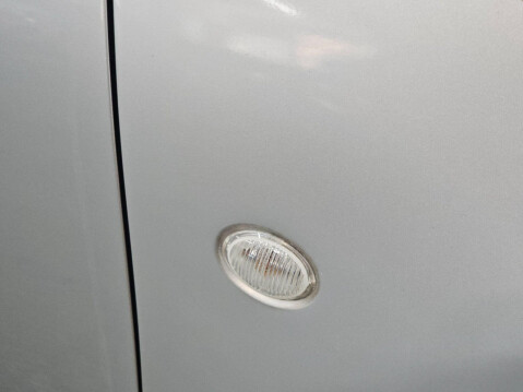 Ford Ka 1.2 Edge Euro 5 (s/s) 3dr 83