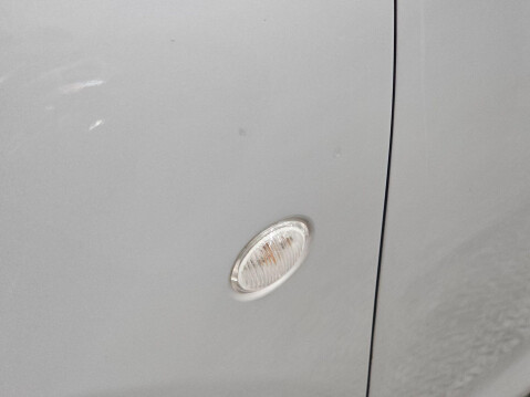 Ford Ka 1.2 Edge Euro 5 (s/s) 3dr 92