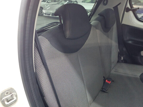 Toyota Aygo 1.0 VVT-i Fire Euro 5 5dr 17