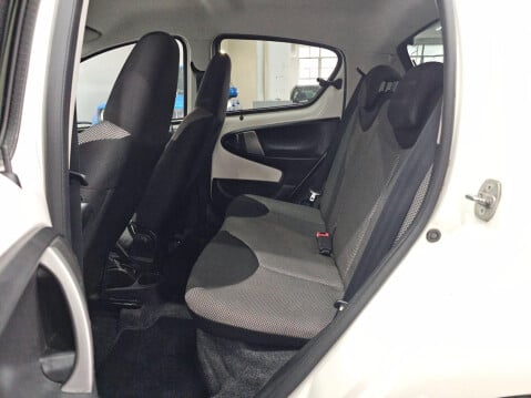 Toyota Aygo 1.0 VVT-i Fire Euro 5 5dr 18