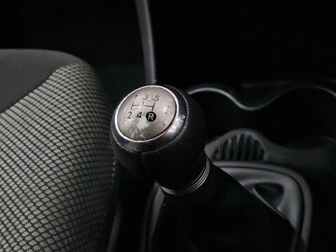 Toyota Aygo 1.0 VVT-i Fire Euro 5 5dr 39