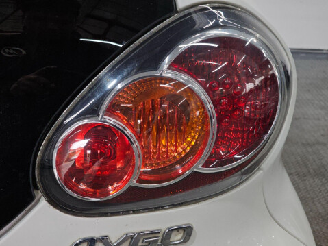 Toyota Aygo 1.0 VVT-i Fire Euro 5 5dr 78