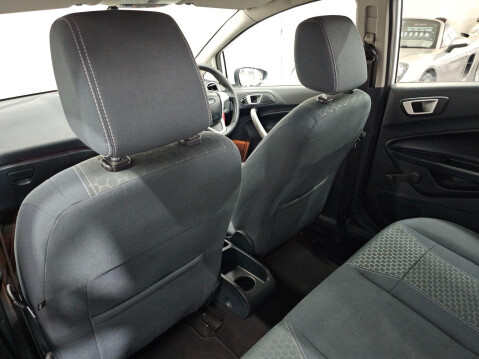 Ford Fiesta 1.25 Zetec Euro 5 5dr 21
