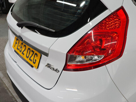 Ford Fiesta 1.25 Zetec Euro 5 5dr 95