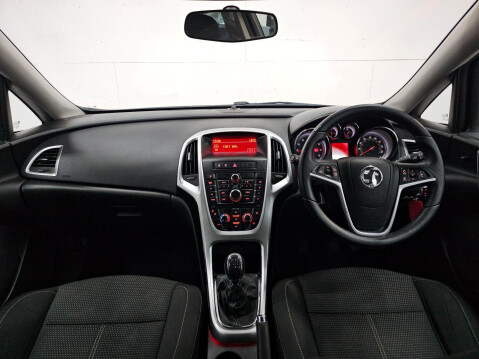 Vauxhall Astra 1.4T 16v SRi Euro 5 5dr 2