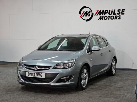 Vauxhall Astra 1.4T 16v SRi Euro 5 5dr 3