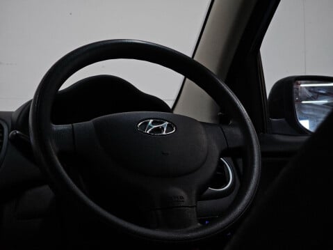 Hyundai i10 1.2 Classic Euro 5 5dr 27