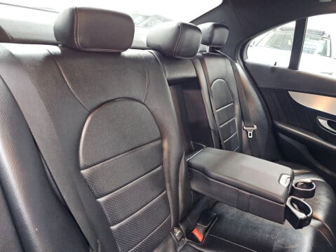 Mercedes-Benz C Class 1.6 C200d AMG Line (Premium) G-Tronic+ Euro 6 (s/s) 4dr 17