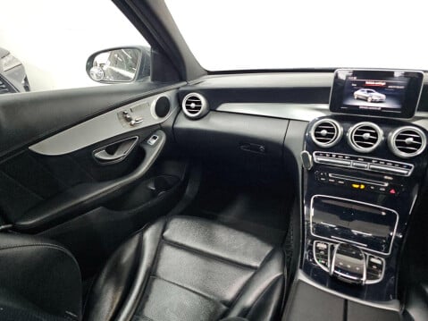 Mercedes-Benz C Class 1.6 C200d AMG Line (Premium) G-Tronic+ Euro 6 (s/s) 4dr 26